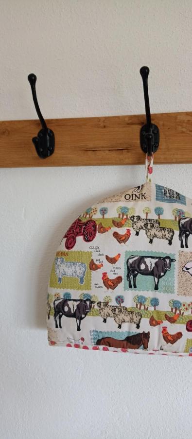 Top Barn Wales Monmouth Room photo